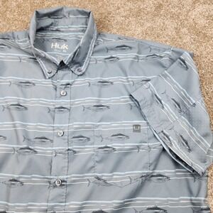 Huk Mens XL Short Sleeve Fishing Shirt Grey Blue Tuna Fish Print Perforated XL